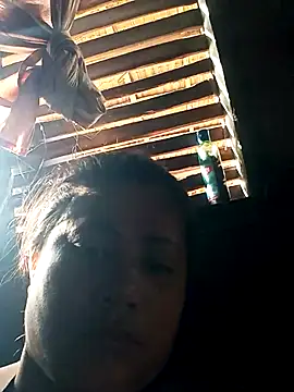 slutty_pinay12's cam snapshot