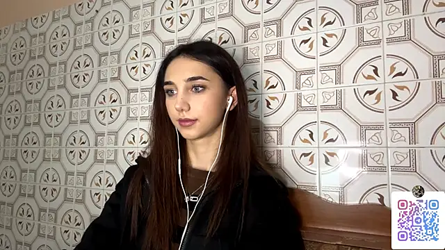 LinaMour's cam snapshot