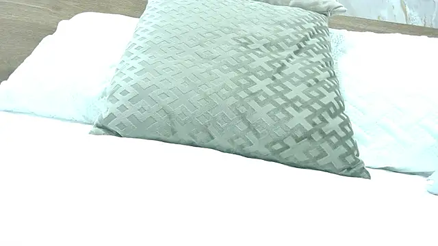 kata_james's cam snapshot