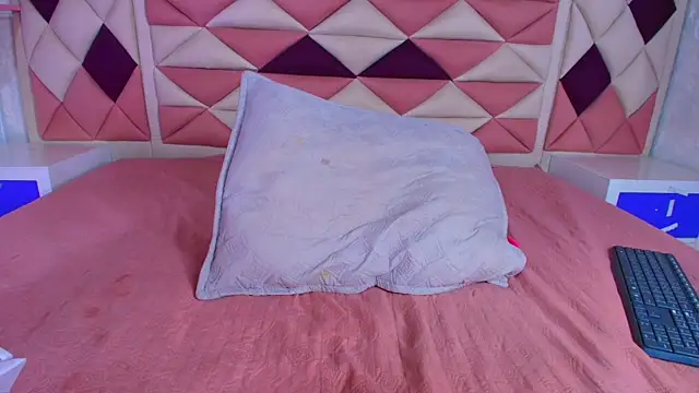 valecastro_ live sex cam