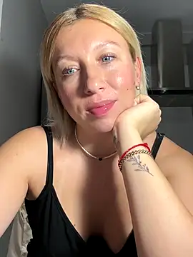 Kittie_Valentine's cam snapshot