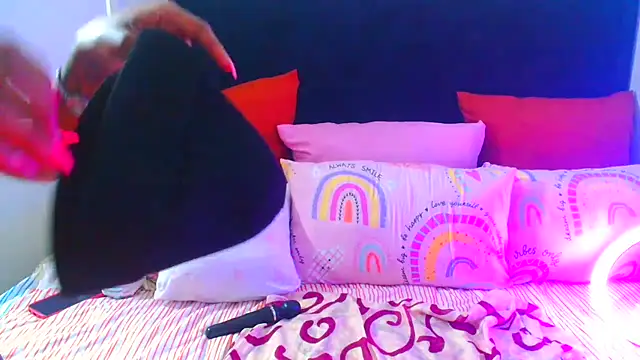 SAVAGExBOO's cam snapshot