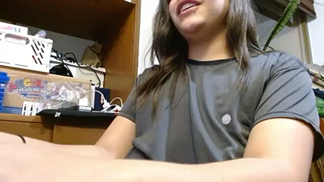 MiaCollinssx's cam snapshot