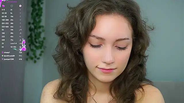 ZeniaBolich live sex cam