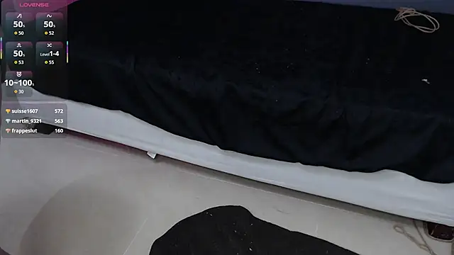 Funny_room's cam snapshot