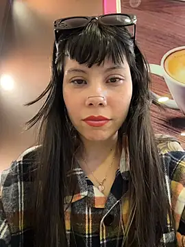 EemaHaruki live sex cam