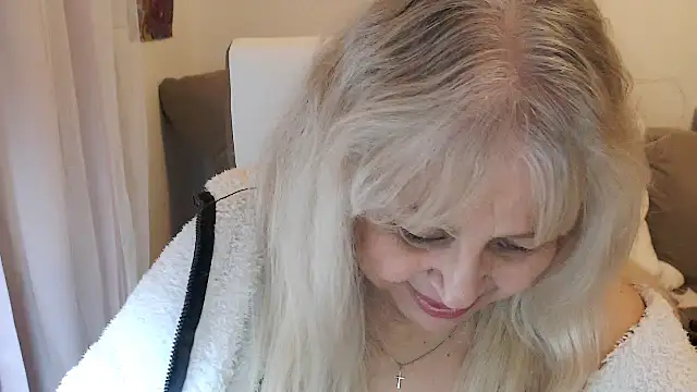 SusiLifeXXX's cam snapshot