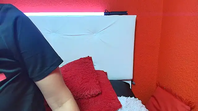 merlinaadams_'s cam snapshot