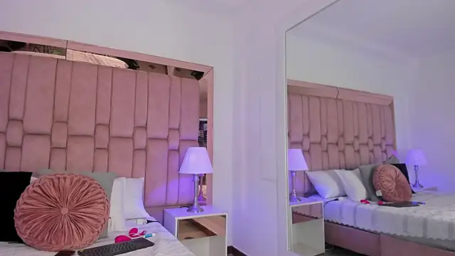 CaroSainz live sex cam