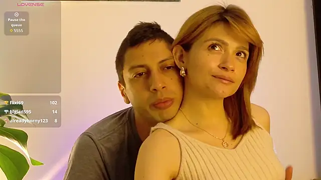 LovesKingdom's cam snapshot