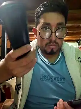 RAJV_'s cam snapshot