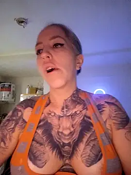 vamporasuccubus19777 live sex cam