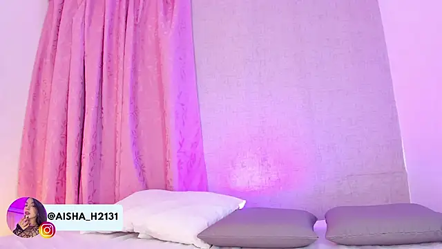 aisha_h_'s cam snapshot