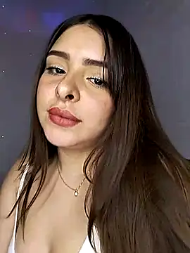 Nahomy_cm's cam snapshot