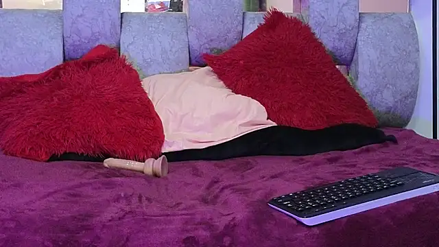 alix_kitty's cam snapshot