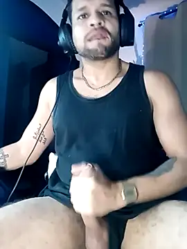 LucasGaeel live sex cam