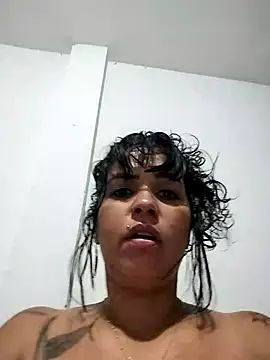 hanni2025's cam snapshot