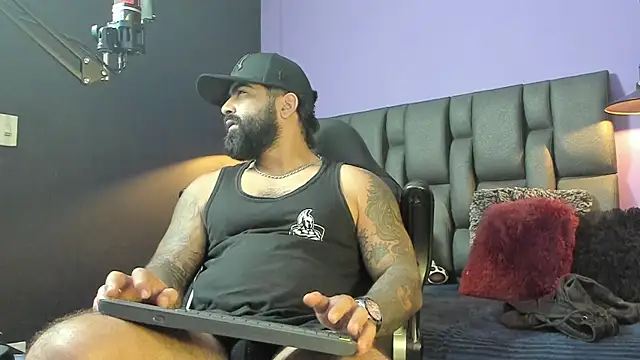 Lyon_vach live sex cam