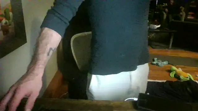 Clevername90 live sex cam