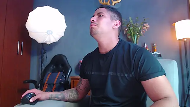 geirge_teacherxx live sex cam