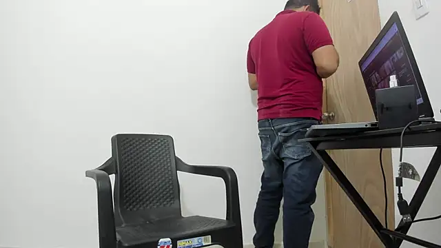 isearchcompany's cam snapshot