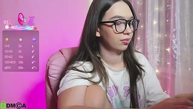 Arianahot777's cam snapshot