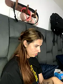 AllieYourGirl's cam snapshot