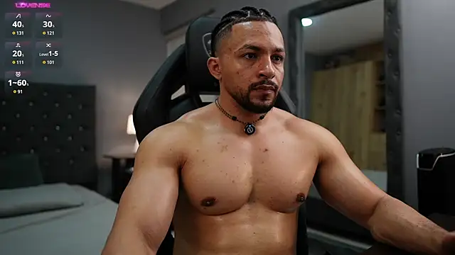 LoganMartinX's cam snapshot