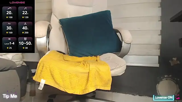 dirty_27cms's cam snapshot