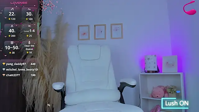 shannel_moss__'s cam snapshot