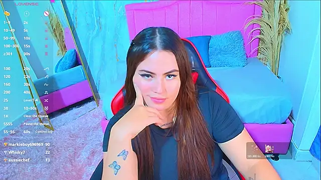 sarahrousse_'s cam snapshot