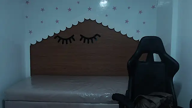 scarlett_percy_t's cam snapshot