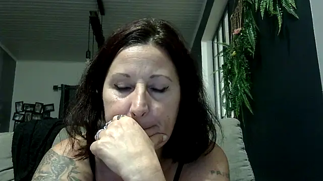 feline27's cam snapshot