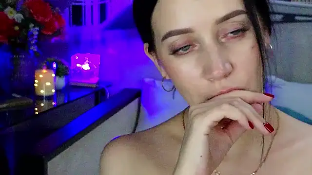 MonicaSweetx's cam snapshot