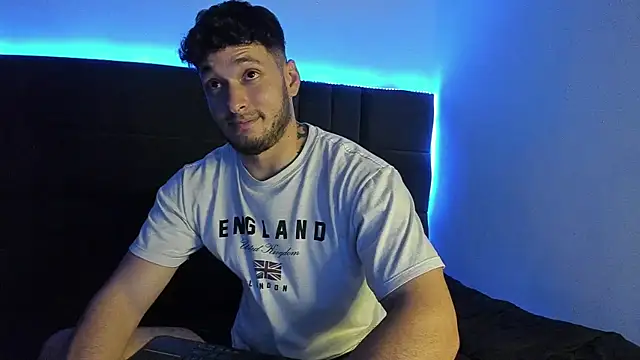 alejandro__2's cam snapshot