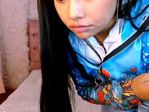 chloe_parkeer's cam snapshot