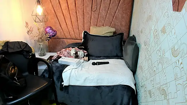 MarilynMiilf_ live sex cam