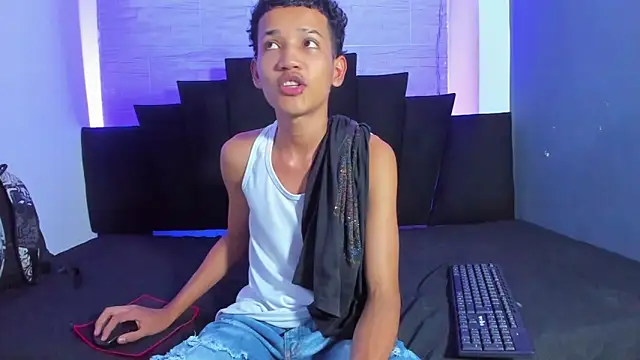 _Noah19 live sex cam