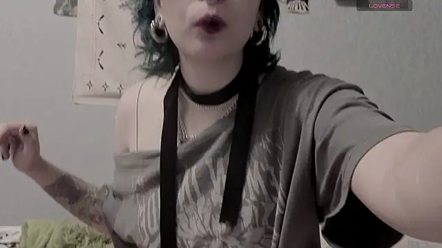 Alice_Zev's cam snapshot