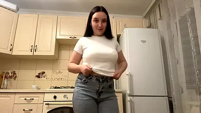 DaisyMolly's cam snapshot