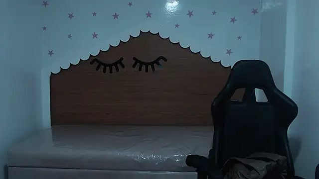 scarlett_percy_t's cam snapshot