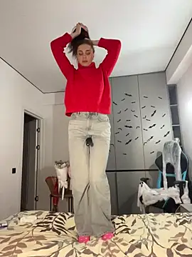 CurlyLara's cam snapshot