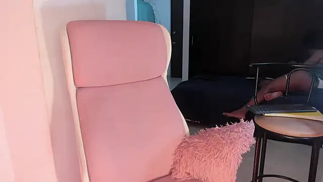 Carolinarossees's cam snapshot