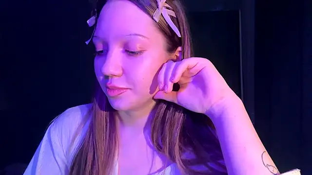 EmiIyKitty's web cam