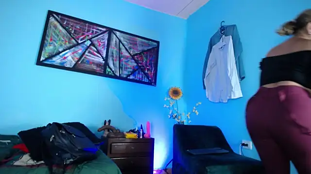 Iivana_19 live sex cam