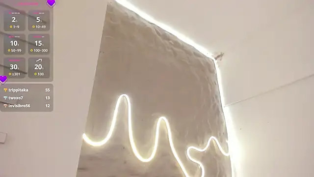 Naomy_gyal's cam snapshot