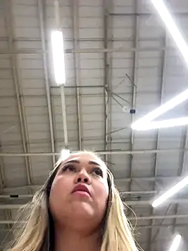 Danielavegax live sex cam