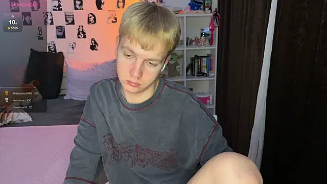 olivertasty's cam snapshot