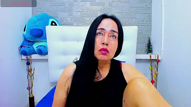 HorniestMilf's cam snapshot