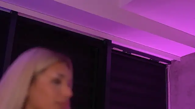 Candy_Ivy's cam snapshot